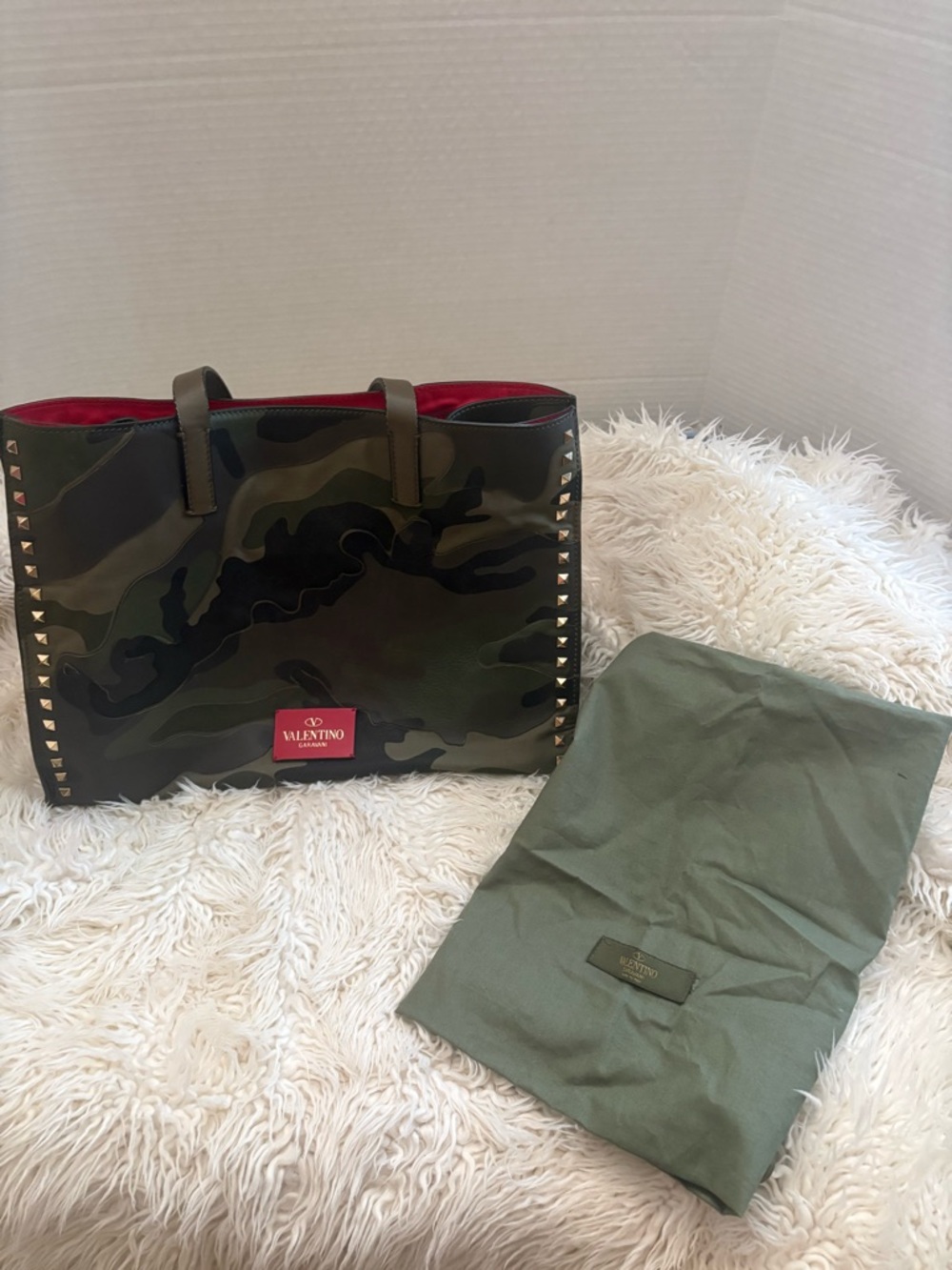 Authentic  Valentino Rockstud Reversible
Camouflage Camo Tote
